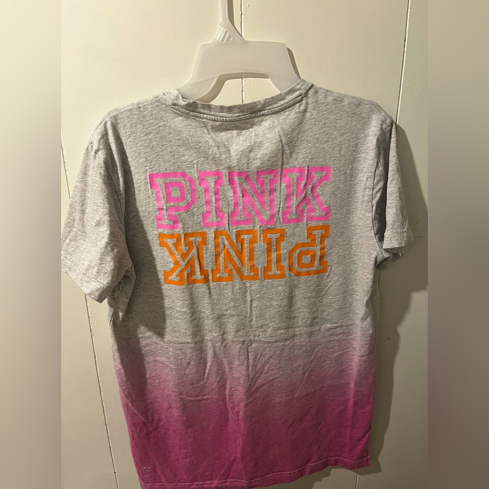 XS Woman’s PINK T-Shirt Used